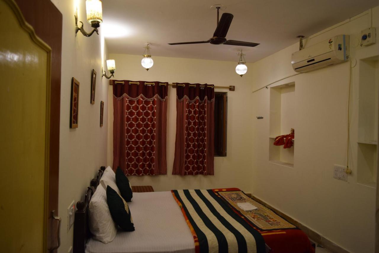 Hotel Renuka Jaisalmer Eksteriør bilde