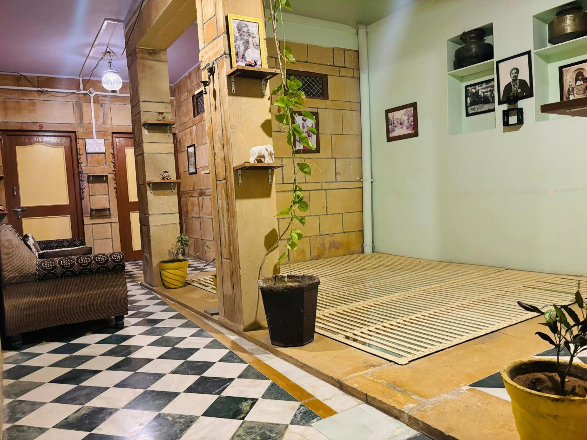 Hotel Renuka Jaisalmer Eksteriør bilde