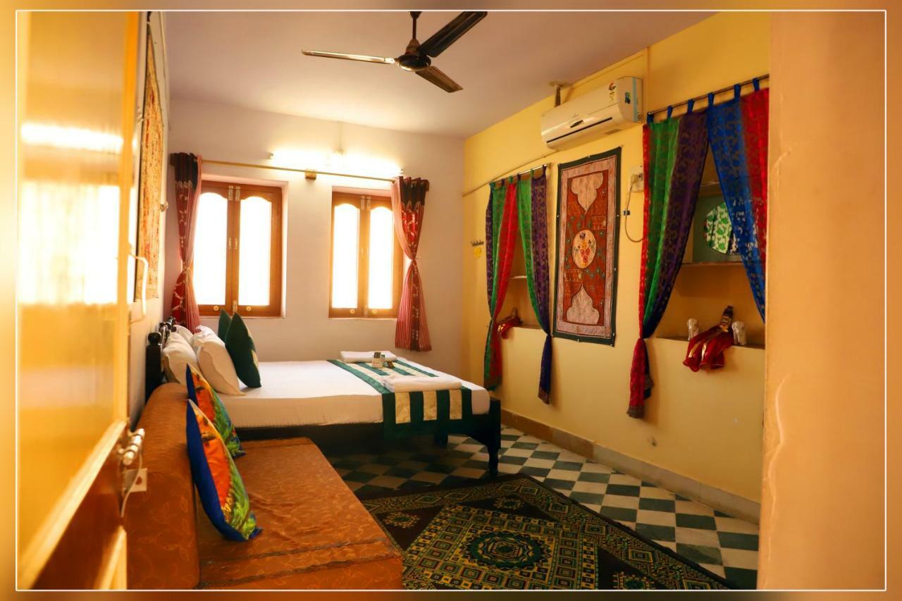 Hotel Renuka Jaisalmer Eksteriør bilde